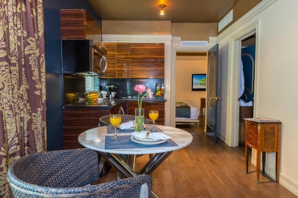 Riviera South Beach Hotel image 9